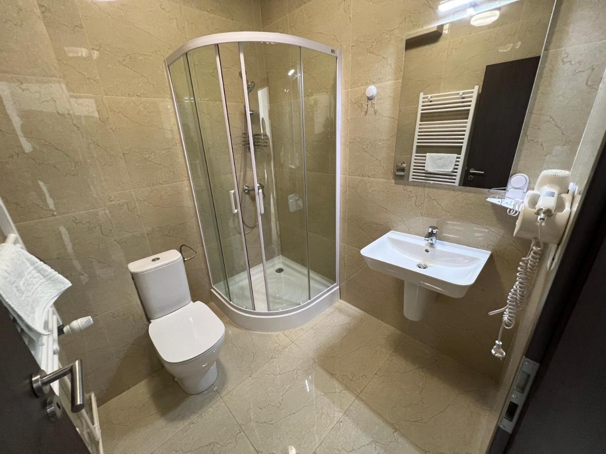 Motel Infinit Târgu Jiu Εξωτερικό φωτογραφία