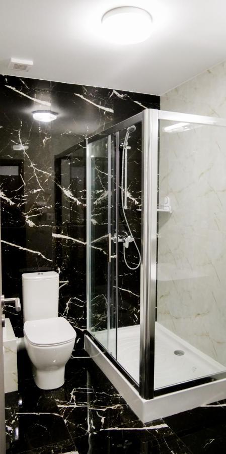 Motel Infinit Târgu Jiu Εξωτερικό φωτογραφία
