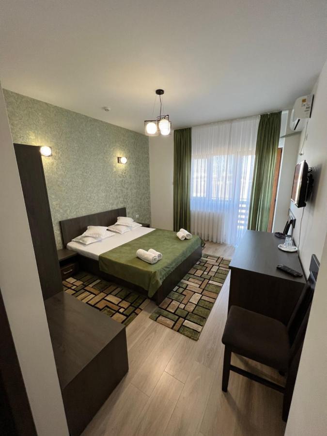 Motel Infinit Târgu Jiu Εξωτερικό φωτογραφία